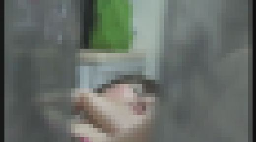 【民家】【窓】【覗き】【オナニー】リアル流出映像。素人女子の自宅顔 23 サンプル画像1