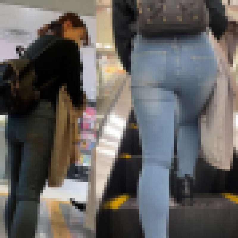 【4K】どっしり下半身巨尻の小動物系顔のJD サンプル画像