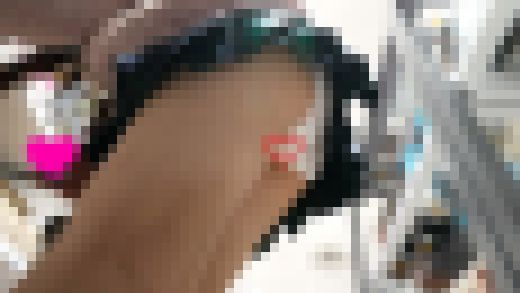【Sクラス】激かわ○Kちゃんの純白 光沢感しか勝たん！しゃがみでまさかのクロッチにうっすら!?　サンプル画像1