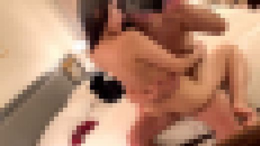 【個人撮影】小悪魔系制服美小女とパパ活_ベッドの上で豹変_生ハメで膣奥に中出し　サンプル画像3