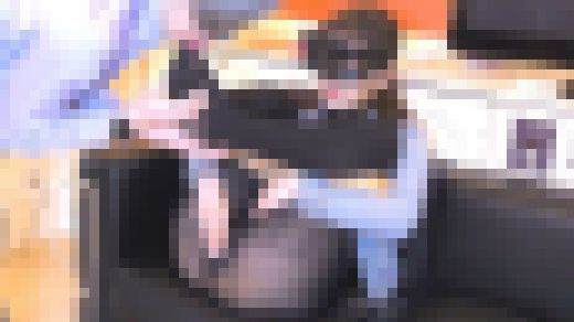 【最終】【黒タイツ★ショートブーツ】【足コキ射！】【ブーツ脱ぎ足舐めリプレイ】タイツ美女の足指を舐めつくす！さやか 20才 前編　サンプル画像1