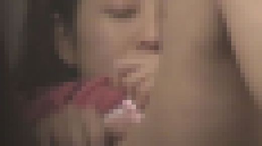【民家】【窓】【覗き】【オナニー】リアル流出映像。素人女子の自宅顔 28 サンプル画像1