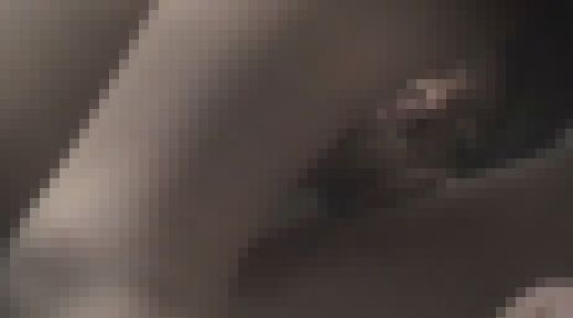 【民家】【窓】【覗き】【オナニー】リアル流出映像。素人女子の自宅顔　36　サンプル画像1