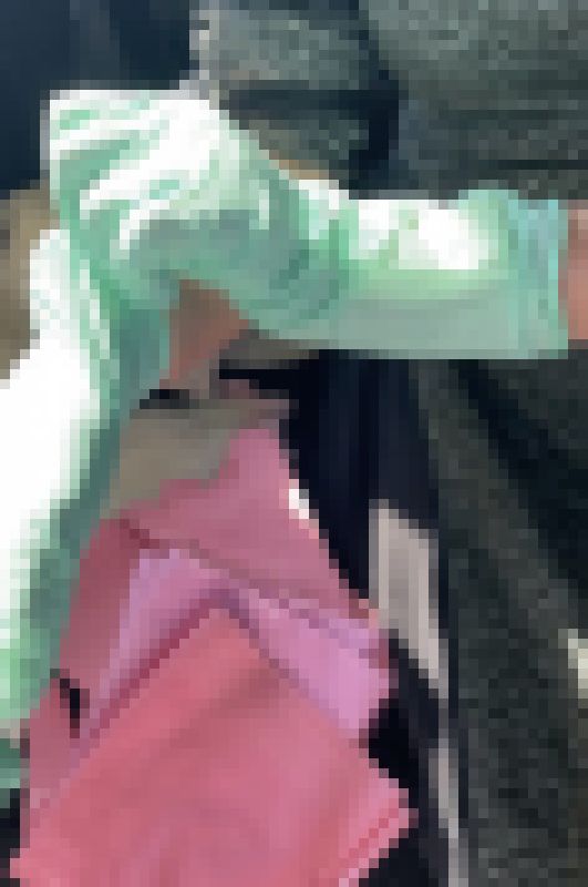 数種類の手袋で手コキ サンプル画像