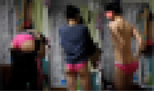 なんちゅうデカイバイブを使うねん！！超美女のアナル丸見え私生活　サンプル画像2