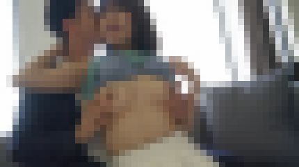 浮気エッチに目覚めた28歳人妻が他人棒で膣奥を突かれ何度も絶頂を迎える　サンプル画像1