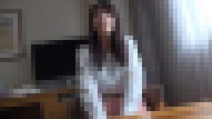 彼氏が淡白で性欲が溜まっている20歳女子大生が激しく突かれ清楚な顔を歪め喘ぎまくる　サンプル画像1