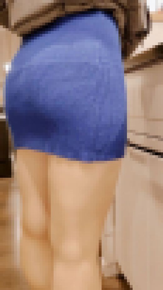 【青ニットミニワンピ】デカ尻の風俗嬢とイ◯アデート　サンプル画像2