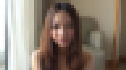 スレンダー美乳の20歳アパレル店員が巨根で突かれ色っぽく乱れる サンプル画像