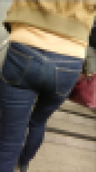 【食べ頃ヒップ】20代安産型女子大生のワガママデニム尻５　サンプル画像2