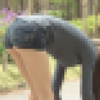 【はみ尻激写】食い込んだショーパンからはみ尻する美女　サンプル画像2
