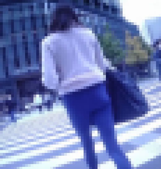 極上美スタイルの長身清楚美女がヨガパンツ履いて美尻ムニュムニュさせて歩いてるよ　サンプル画像2