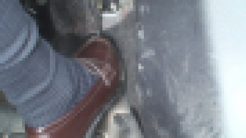 超可愛い女子学生のローファーでアクセルペダル踏み踏み サンプル画像