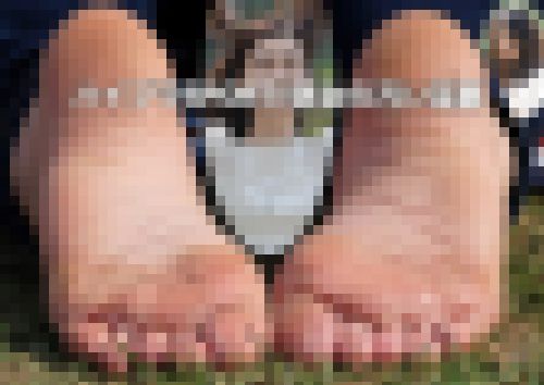 ハイブラSPORTY美女の汚い足裏 サンプル画像