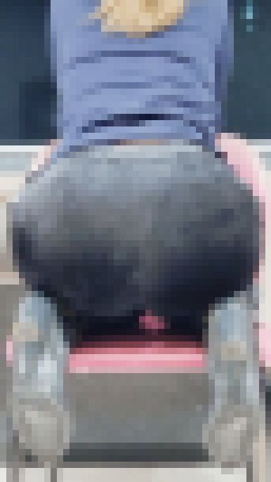 【ベロア生地パンツ】ムチっとしたお尻の女の子2　サンプル画像3