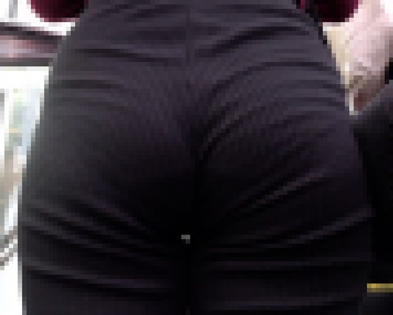 おかず856（スタイル抜群尻肉ニットなエロすぎる雌尻ギャル！） サンプル画像