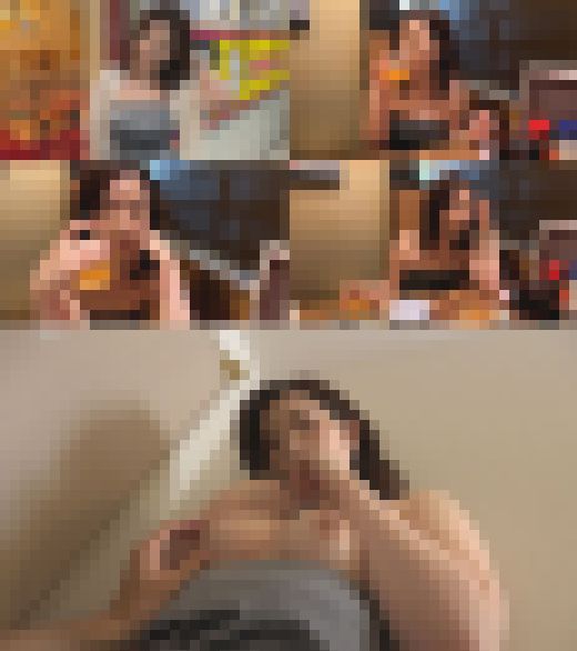 唇が敏感すぎるレア級美女 飲みまくってホテルで生ハメ撮り 流出　サンプル画像1