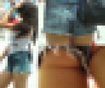 【フルHD】街の強烈なハミ尻１８！真下に接近 サンプル画像