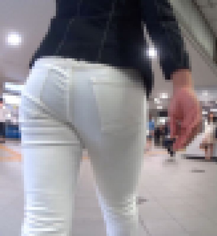 肉厚感たっぷりな尻オンナ! サンプル画像