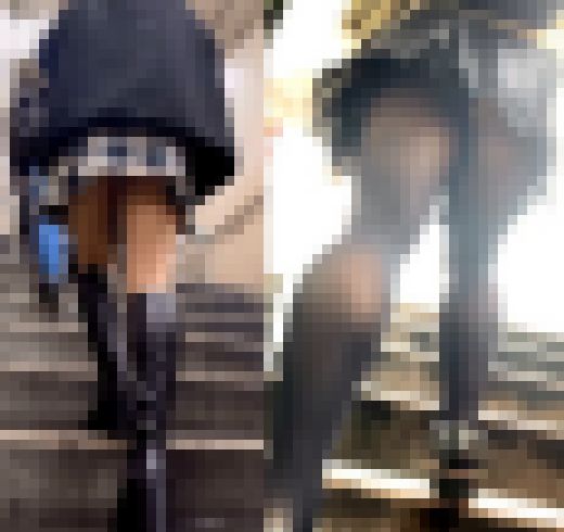 ミニスカパンチラ美女2人セット　サンプル画像2