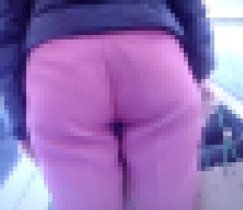 エレガント清楚系の美女がタイトなスラックス履いて美巨尻ムニュムニュさせて歩いてるよ　サンプル画像3