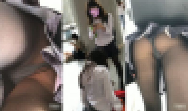 コスプレ美女のお尻にズームイン(２人) サンプル画像