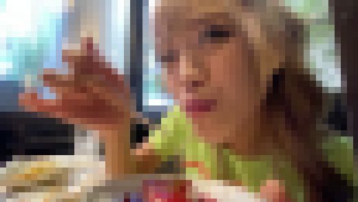 【素人】潮吹き酔っぱらいパイパンギャルのコスプレオナニーと濃厚セックス-1　サンプル画像1