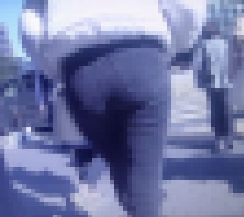 超スタイル抜群の美脚美人ギャルがスキニーデニム履いて美尻美脚ピタピタにさせて歩いてるよ　サンプル画像2