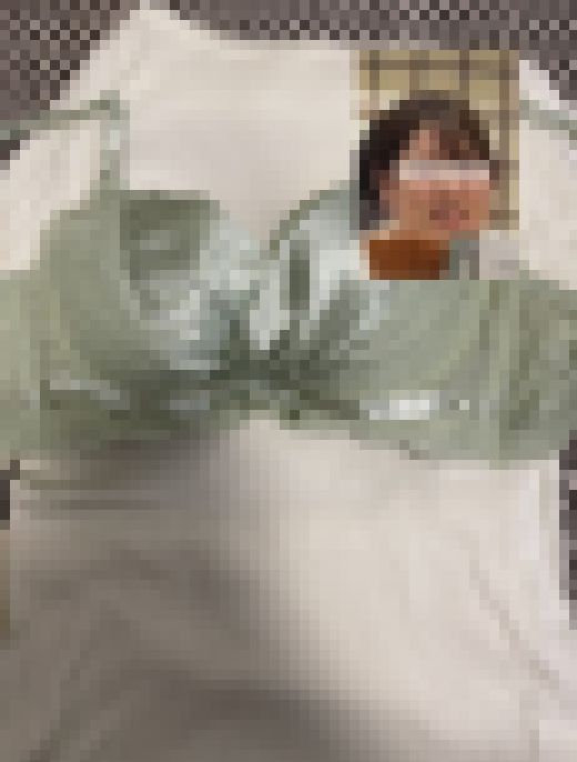 「飲み会で着用した下着」会社の同僚(25)　サンプル画像2