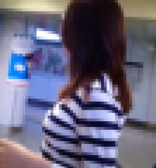超色っぽくて綺麗な美人お姉さんの突き出た美巨乳がエロい サンプル画像1
