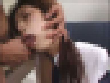 女子学生のミニスカートが風でヒラヒラそよいで男たちの偏執志向をくすぐる！　Part 4 サンプル画像