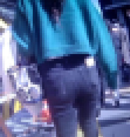 企業の受付してそうな美人お姉さんがスキニーデニム履いて超デカ尻パンパンにさせて歩いてるよ　サンプル画像3