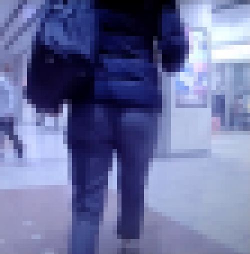 清楚美人OLの歩く時のピタパンの食い込みがエロい　サンプル画像2