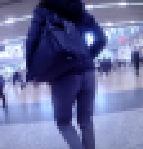 清楚美人OLの歩く時のピタパンの食い込みがエロい　サンプル画像3