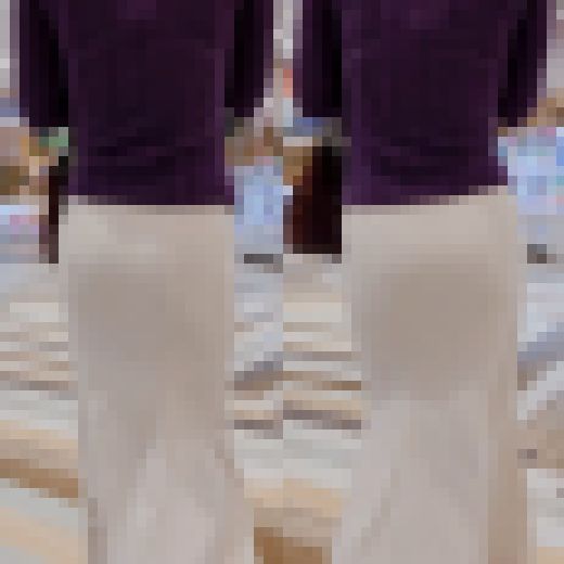 【マーメイドスカート】風俗で働くデカ尻の人妻さんがアミューズメントコーナーをブラブラ　サンプル画像1