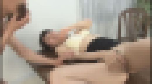 奥さんの臭いが一杯つまった脱ぎたて染み付パンティーでぶっこきたい! 01 サンプル画像2