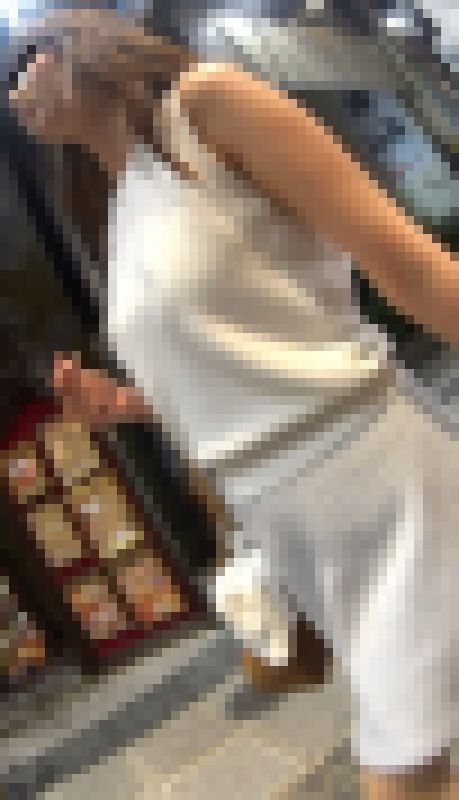 メロンバズーカ乳が揺れる！美人OL！ サンプル画像