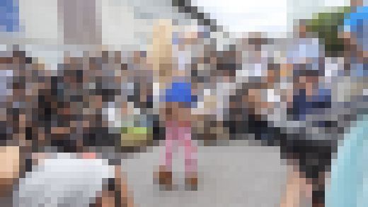 超高画質FHD動画 お尻を出した子一等賞!スカート短すぎ! 公然ワイセツギリギリ! でもコスプレ広場だから問題ありませんNO-2　サンプル画像3