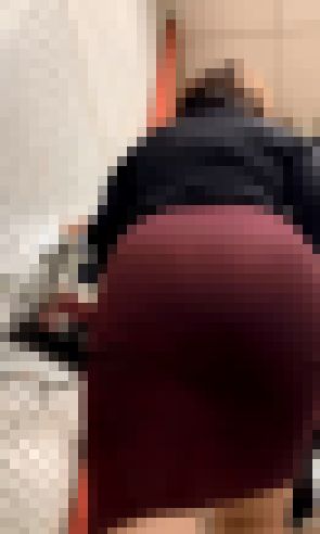 ムチムチタイトスカート美女　サンプル画像2
