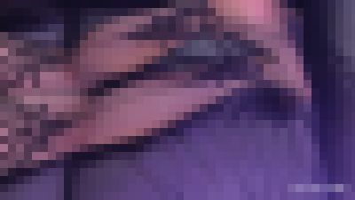 穴あきボディコン＆TフロントTバックを履いてソファゴロゴロ　サンプル画像3