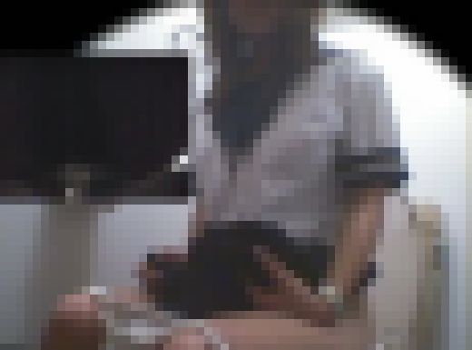 盗撮トイレ　女子●生のオナニーが撮れる秘密のスポット　08　サンプル画像1