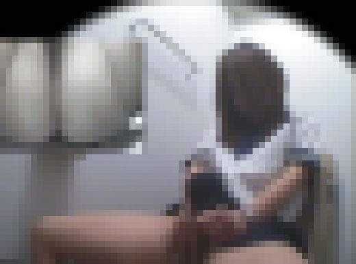 盗撮トイレ　女子●生のオナニーが撮れる秘密のスポット　08　サンプル画像3