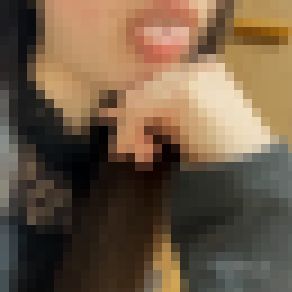 【口/唇/舌/のどちんこフェチ】大学生の口を奥までアップで撮影　～自撮りカメラde投稿動画～ サンプル画像
