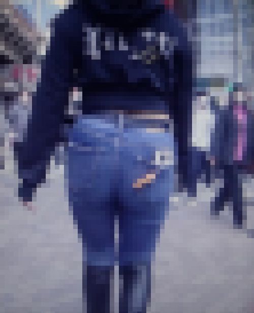 超絶綺麗な美人お姉さんが超密着型スキニーデニムを履いてドエロ美巨尻強調させて歩いてるよ　サンプル画像2