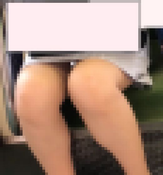 ミニスカ隠さない美女　サンプル画像2