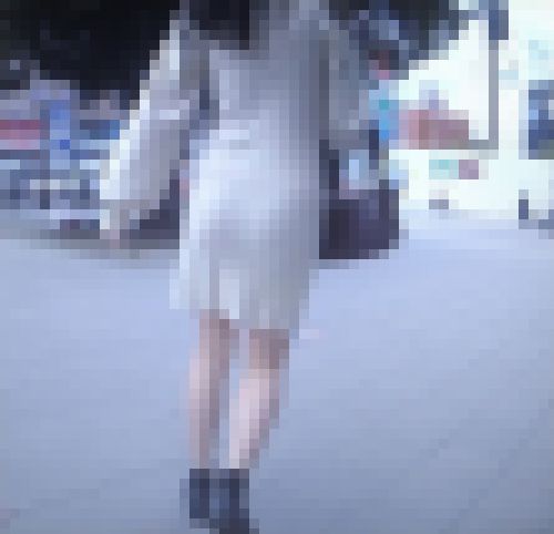 スタイル抜群の激カワ美女が極薄ワンピ着てエッチなライン浮かせながら歩いてるよ　サンプル画像3