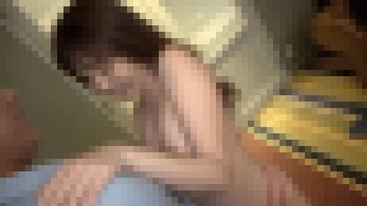 【素人】潮吹き飲み屋のママとご奉仕を堪能してセックス　サンプル画像3