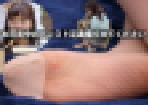 お花見中のパンスト足裏撮らせてください　サンプル画像1