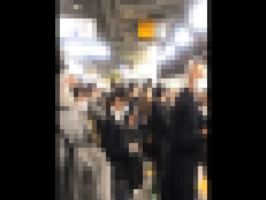 素人痴漢日記３２TRAIN目★お洒落な髪留め女子の生態　サンプル画像1