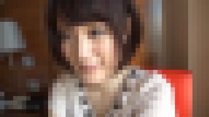 色白清楚の19歳ホテル従業員が敏感な体を弄られ淫らな言葉を発してエロモード全開で喘ぐ サンプル画像
